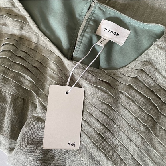 Heyson Women's NWT Sage Green Short Sleeve Blouse Pleated Shirt Puff Sleeve Top - Picture 8 of 16